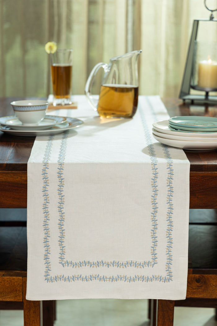 Hanan Table Runner